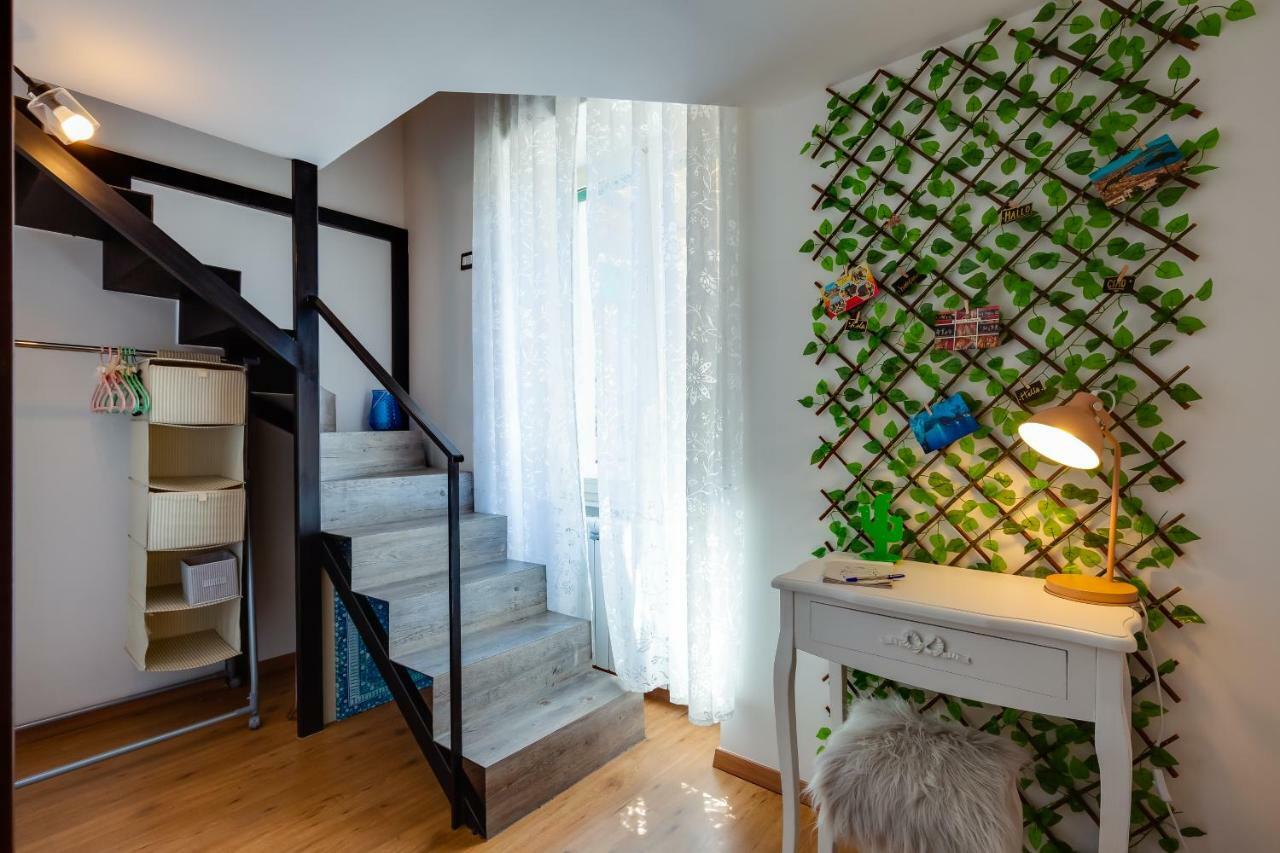 Casa Vacanze Sapienza 29 Naples Extérieur photo